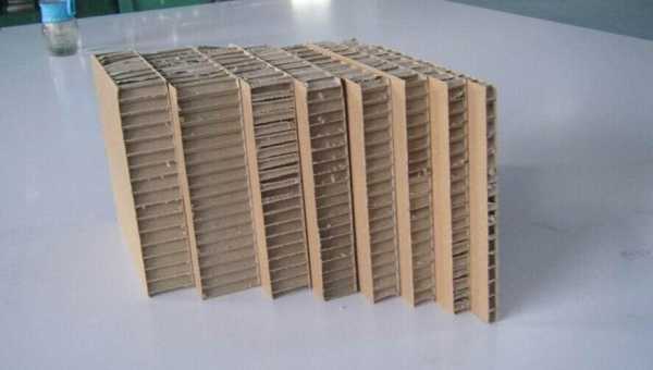 十堰缓冲蜂窝纸板厂家（蜂窝蜂巢缓冲包装纸生产视频）-图2